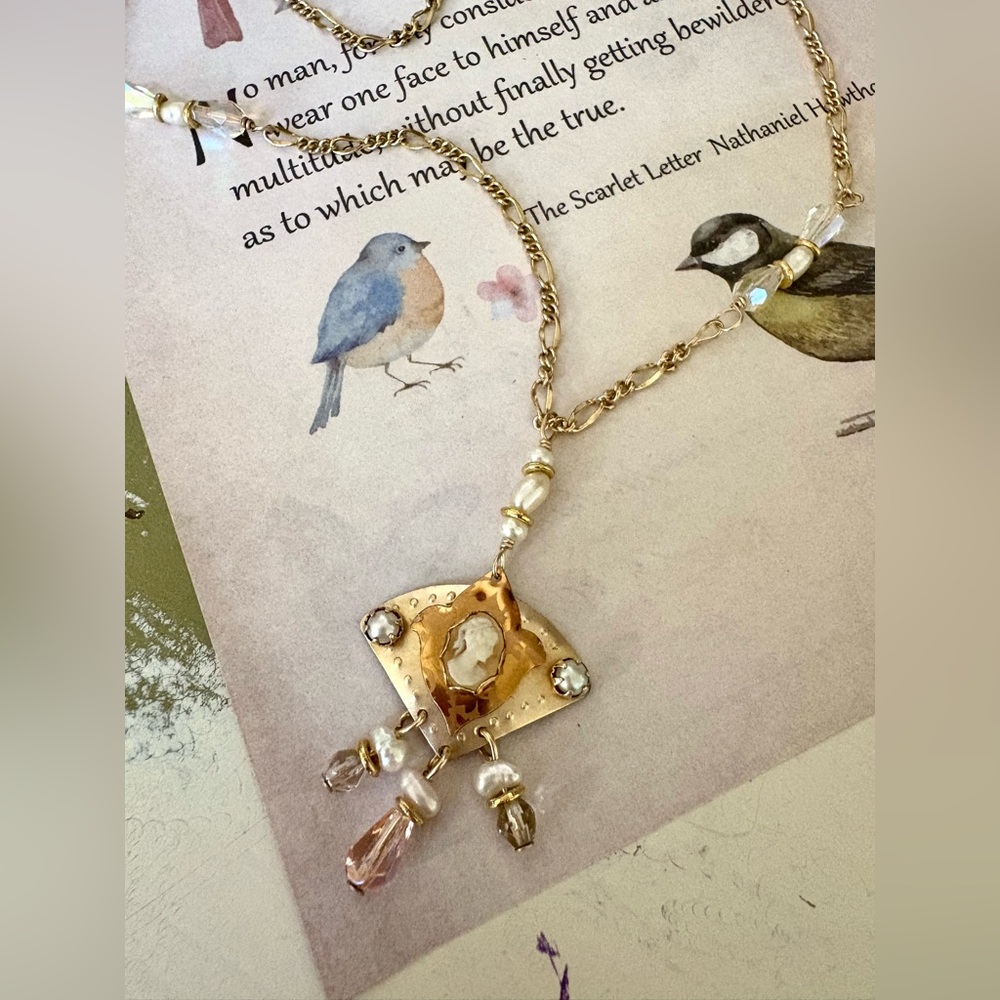 OOAK HTF RARE Holly Yashi HAND SIGHED Gold Filled Cameo and Pearl Necklace